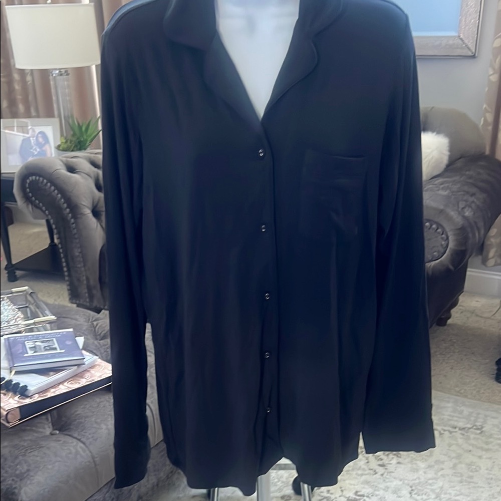 Skims pajama top